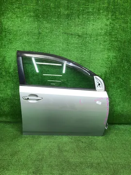 ДВЕРЬ НА TOYOTA ALLION ZRT261