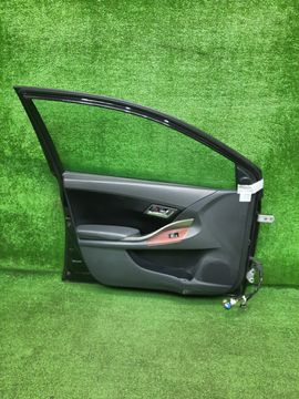 ДВЕРЬ НА TOYOTA ALLION ZRT261