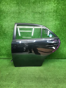 ДВЕРЬ НА TOYOTA ALLION ZRT261