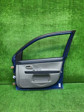 ДВЕРЬ НА MAZDA DEMIO DY3W