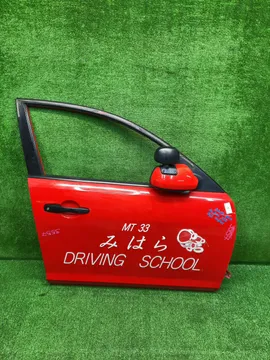 ДВЕРЬ НА MAZDA AXELA BK3P