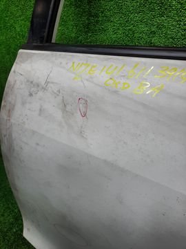 ДВЕРЬ НА TOYOTA COROLLA  AXIO NZE141