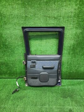 ДВЕРЬ НА NISSAN DATSUN D21