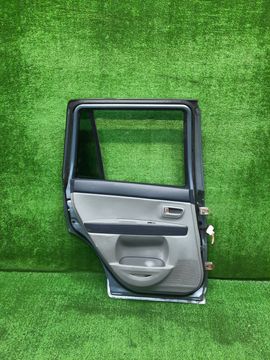 ДВЕРЬ НА MAZDA DEMIO DY3W
