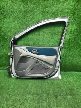 ДВЕРЬ НА NISSAN TINO V10