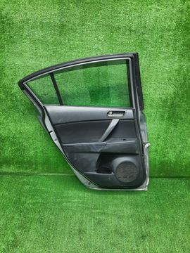 ДВЕРЬ НА MAZDA AXELA BL5FP