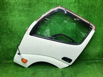 ДВЕРЬ НА TOYOTA TOYOACE XZU675