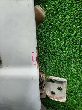 ДВЕРЬ НА MAZDA BONGO SK82T