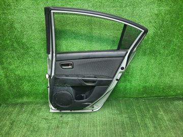 ДВЕРЬ НА MAZDA AXELA BK5P