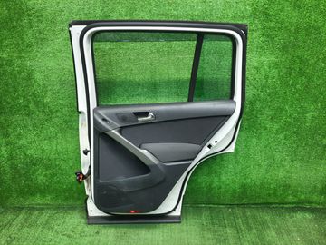 ДВЕРЬ НА VOLKSWAGEN TIGUAN 5N1