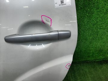 ДВЕРЬ НА MITSUBISHI OUTLANDER CW5W