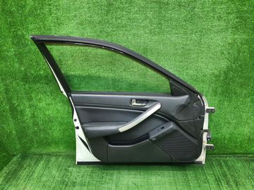 ДВЕРЬ НА NISSAN SKYLINE V35