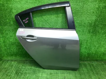 ДВЕРЬ НА MAZDA AXELA BLEFP