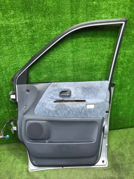 ДВЕРЬ НА TOYOTA NOAH SR40