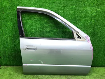 ДВЕРЬ НА TOYOTA CAMRY SV40