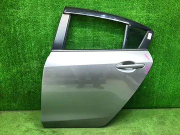 ДВЕРЬ НА MAZDA AXELA BLEFP