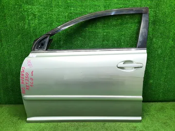 ДВЕРЬ НА TOYOTA AVENSIS AZT250