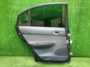 ДВЕРЬ НА MAZDA ATENZA GG3S