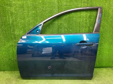 ДВЕРЬ НА MAZDA AXELA BK5P