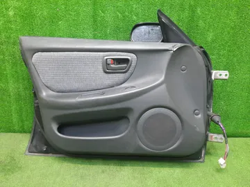 ДВЕРЬ НА TOYOTA CARINA ED ST200