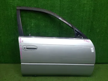 ДВЕРЬ НА TOYOTA COROLLA AE100