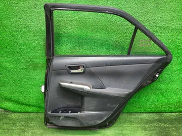 ДВЕРЬ НА TOYOTA CAMRY AVV50