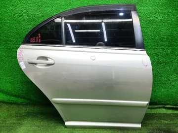 ДВЕРЬ НА TOYOTA AVENSIS AZT251