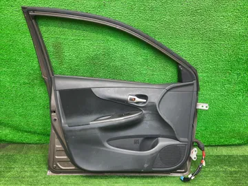 ДВЕРЬ НА TOYOTA FIELDER NZE141