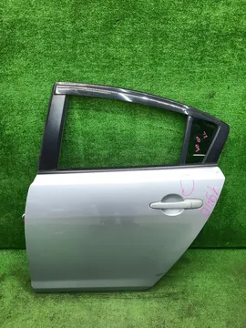 ДВЕРЬ НА MAZDA AXELA BKEP