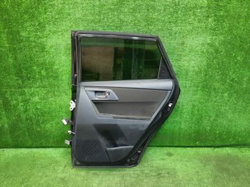 ДВЕРЬ НА TOYOTA AURIS NZE184