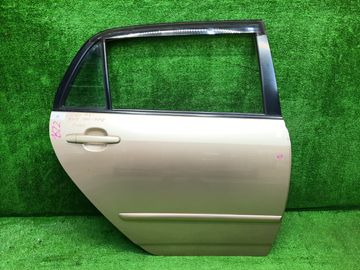 ДВЕРЬ НА TOYOTA RUNX NZE121