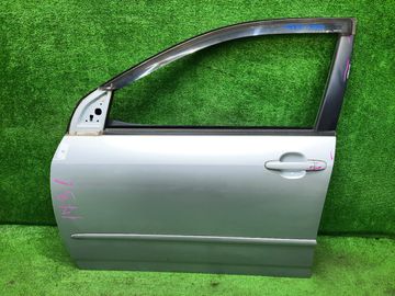 ДВЕРЬ НА TOYOTA RUNX NZE121