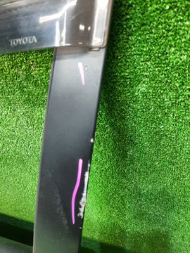 ДВЕРЬ НА TOYOTA RUNX NZE121