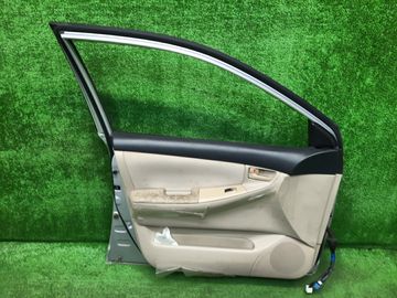 ДВЕРЬ НА TOYOTA RUNX NZE121