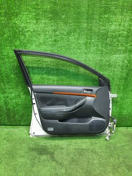 ДВЕРЬ НА TOYOTA AVENSIS AZT250