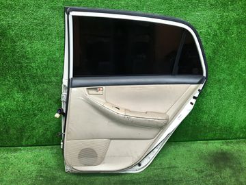 ДВЕРЬ НА TOYOTA RUNX NZE124