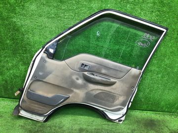 ДВЕРЬ НА MAZDA BONGO SK82M