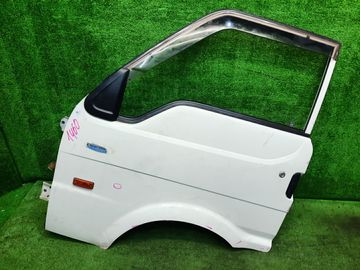 ДВЕРЬ НА MAZDA BONGO SK82M