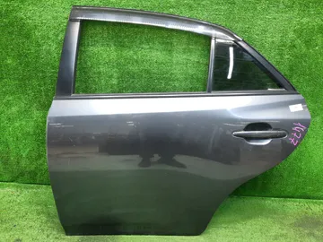 ДВЕРЬ НА TOYOTA ALLION ZRT260