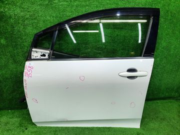 ДВЕРЬ НА TOYOTA PRIUS ZVW50