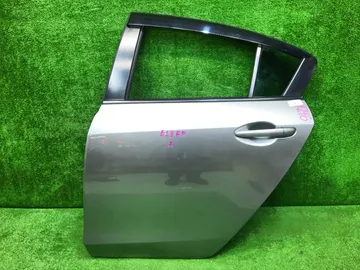 ДВЕРЬ НА MAZDA AXELA BLEFP