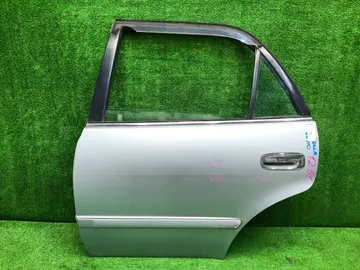 ДВЕРЬ НА TOYOTA COROLLA AE110