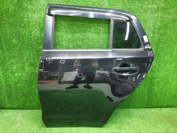 ДВЕРЬ НА TOYOTA IST NCP115