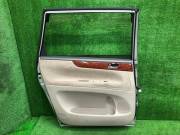 ДВЕРЬ НА TOYOTA IPSUM ACM21