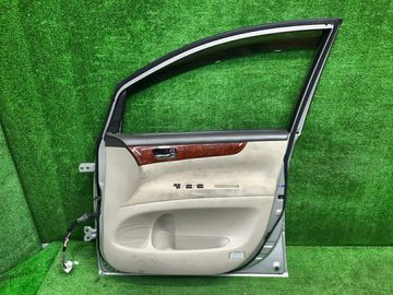 ДВЕРЬ НА TOYOTA IPSUM ACM21
