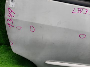 ДВЕРЬ НА MAZDA MPV LW3W