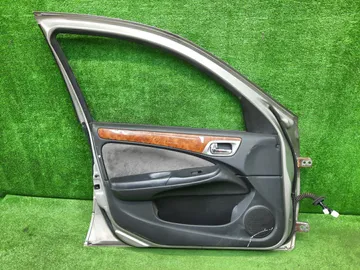 ДВЕРЬ НА NISSAN BLUEBIRD SYLPHY G10