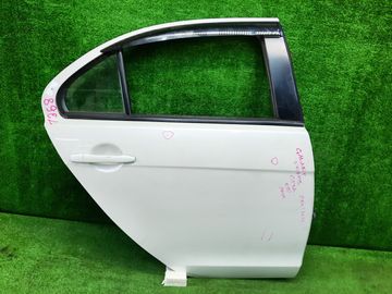 ДВЕРЬ НА MITSUBISHI GALANT FORTIS CY4A