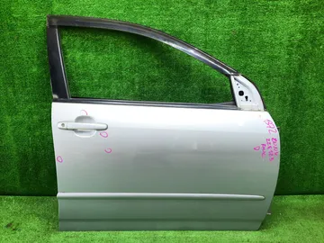 ДВЕРЬ НА TOYOTA RUNX ZZE123