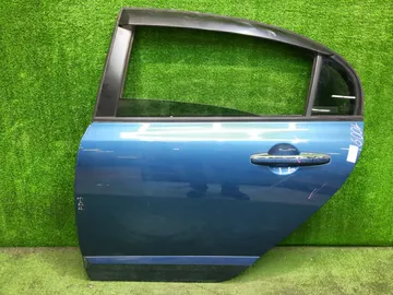 ДВЕРЬ НА HONDA CIVIC FD3